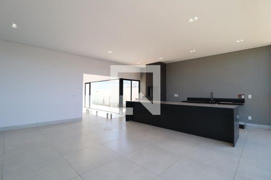 Sala de casa de condomínio para alugar com 3 quartos, 182m² em Granja Marileusa, Uberlândia