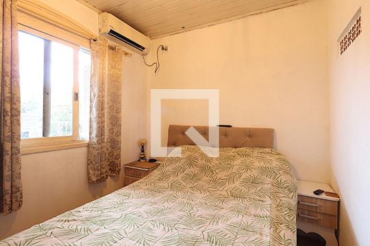 Quarto 1 de casa à venda com 2 quartos, 300m² em Santa Rosa de Lima, Porto Alegre