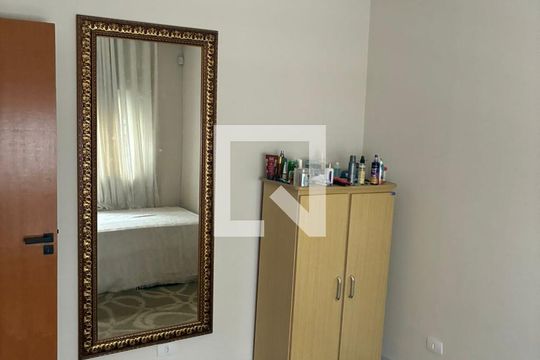 Quarto 1 de casa à venda com 4 quartos, 318m² em Vila Scarpelli, Santo André