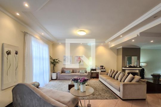 Sala 1 de casa à venda com 4 quartos, 421m² em Nova Petrópolis, São Bernardo do Campo