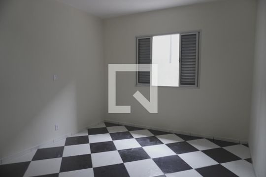 Casa à venda com 4 quartos, 280m² em Jardim Lageado, São Paulo