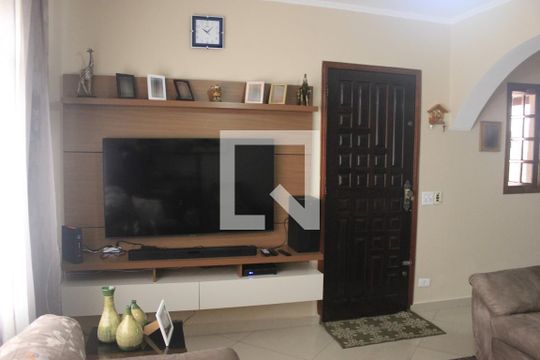 Sala de casa à venda com 3 quartos, 220m² em Jardim Scyntila, Guarulhos