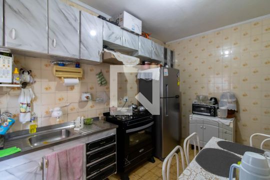 Cozinha de casa à venda com 2 quartos, 133m² em Jardim Rosa de Franca, Guarulhos