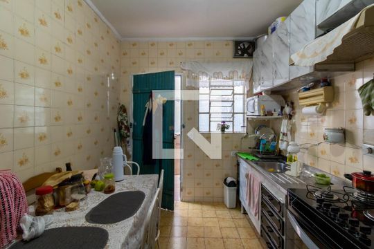 Cozinha de casa à venda com 2 quartos, 133m² em Jardim Rosa de Franca, Guarulhos