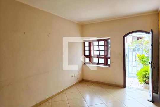 Sala / Casa 01 de casa para alugar com 4 quartos, 210m² em Vila Alianca, Guarulhos