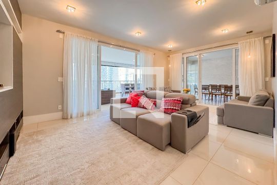 Sala de apartamento à venda com 4 quartos, 247m² em Vila Mariana, São Paulo