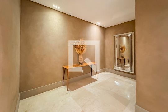 Hall social de apartamento à venda com 4 quartos, 247m² em Vila Mariana, São Paulo