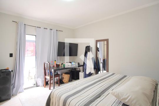 Quarto 1 de casa à venda com 2 quartos, 160m² em Chácara Seis de Outubro, São Paulo