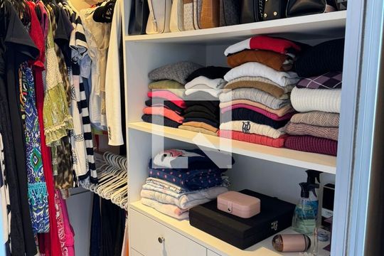 Quarto Suíte 1 de apartamento à venda com 2 quartos, 85m² em Vila Bertioga, São Paulo