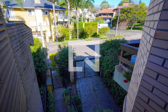 Vista do Quarto 2 de casa para alugar com 4 quartos, 280m² em Chácara das Pedras, Porto Alegre
