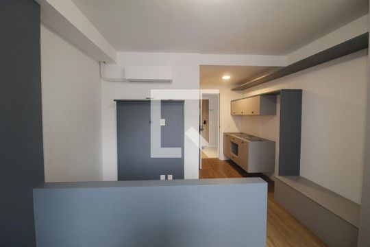 Studio de kitnet/studio à venda com 1 quarto, 30m² em Boa Vista, Porto Alegre