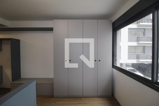 Studio de kitnet/studio à venda com 1 quarto, 30m² em Boa Vista, Porto Alegre