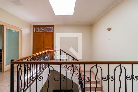 Área comum de casa à venda com 4 quartos, 611m² em Real Parque, São Paulo