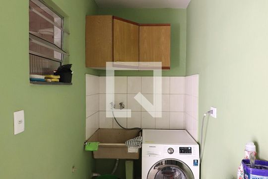 Área de Serviço de casa à venda com 3 quartos, 216m² em Vila Alves Dias, São Bernardo do Campo