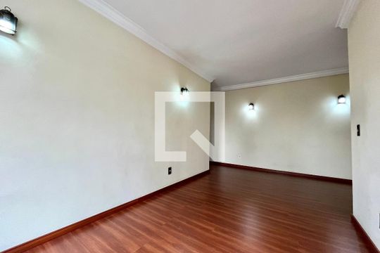 Sala de apartamento à venda com 3 quartos, 70m² em Vila da Saúde, São Paulo