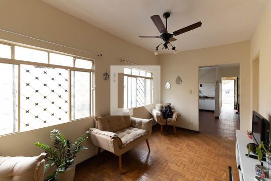 Sala da Casa 2 de casa à venda com 5 quartos, 200m² em Vila Nair, São Paulo