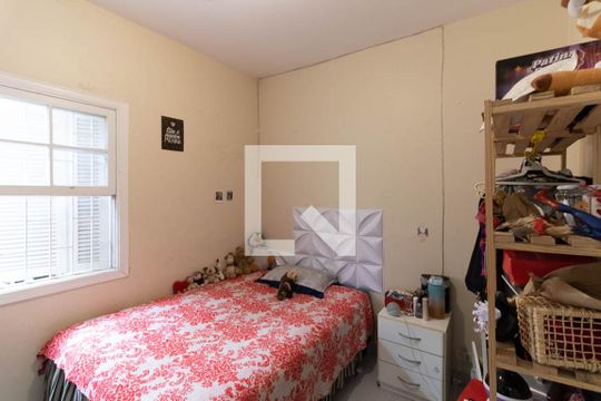 Suíte da Casa 1 de casa à venda com 5 quartos, 200m² em Vila Nair, São Paulo