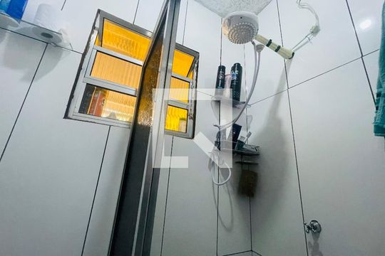 Banheiro de casa à venda com 1 quarto, 170m² em Vila Florida, Guarulhos