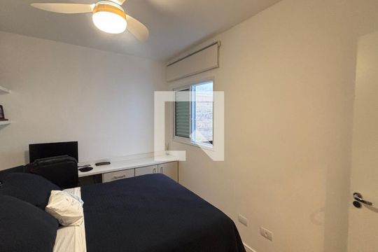 Quarto de apartamento à venda com 2 quartos, 70m² em Jardim Bela Vista, Santo André