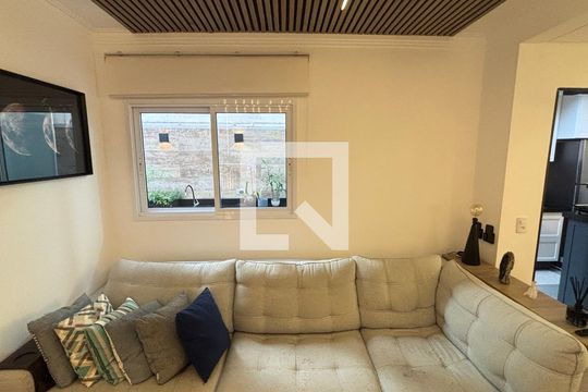 Sala de apartamento à venda com 2 quartos, 70m² em Jardim Bela Vista, Santo André