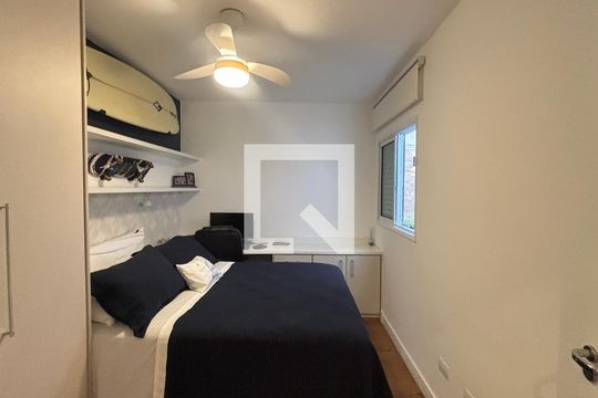 Quarto de apartamento à venda com 2 quartos, 70m² em Jardim Bela Vista, Santo André