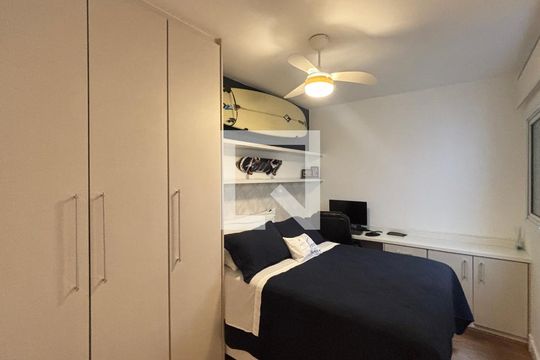 Quarto de apartamento à venda com 2 quartos, 70m² em Jardim Bela Vista, Santo André