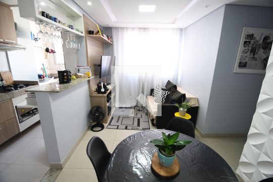 Sala de apartamento à venda com 2 quartos, 47m² em Jardim Nova Europa, Campinas