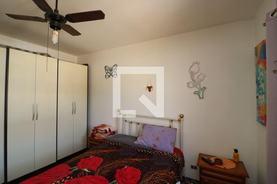 Suíte de casa para alugar com 3 quartos, 180m² em Jardim Independência (são Paulo), São Paulo