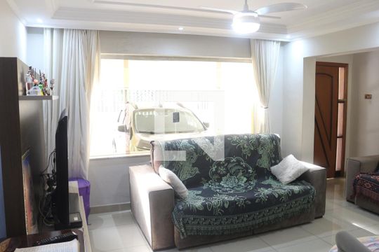 Sala de casa à venda com 2 quartos, 158m² em Jardim Sao Caetano, São Caetano do Sul
