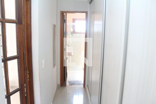 Closet da suíte 1 de casa à venda com 2 quartos, 158m² em Jardim Sao Caetano, São Caetano do Sul