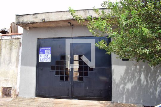 Fachada de casa para alugar com 3 quartos, 183m² em Jardim Professor Antonio Palocci, Ribeirão Preto