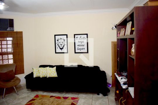 Sala de casa para alugar com 3 quartos, 183m² em Jardim Professor Antonio Palocci, Ribeirão Preto