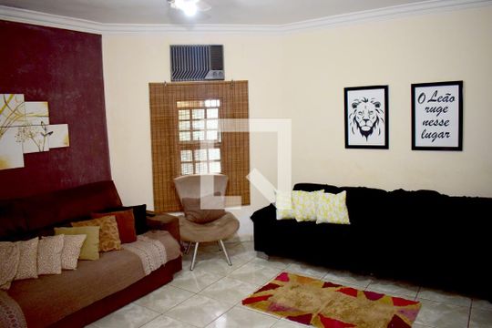 Sala de casa para alugar com 3 quartos, 183m² em Jardim Professor Antonio Palocci, Ribeirão Preto