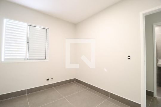 Quarto 1 de casa de condomínio para alugar com 3 quartos, 120m² em Aclimação, Uberlândia