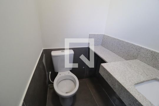 Lavabo da Sala de casa de condomínio para alugar com 3 quartos, 120m² em Aclimação, Uberlândia