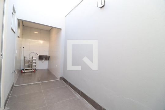 Área de Serviço de casa de condomínio para alugar com 3 quartos, 120m² em Aclimação, Uberlândia