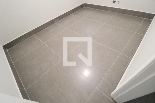 Quarto 1 de casa de condomínio para alugar com 3 quartos, 120m² em Aclimação, Uberlândia