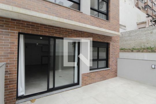 varanda de apartamento à venda com 1 quarto, 65m² em Petrópolis, Porto Alegre