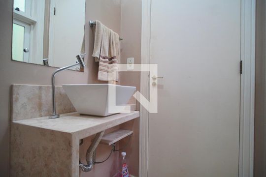 Lavabo 1 de casa para alugar com 3 quartos, 490m² em Vila Nova, Novo Hamburgo