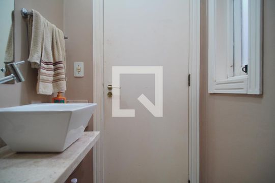 Lavabo 1 de casa para alugar com 3 quartos, 490m² em Vila Nova, Novo Hamburgo