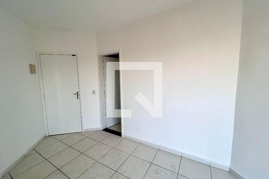 Sala de apartamento à venda com 1 quarto, 45m² em Picanço, Guarulhos