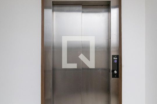 Área comum - Elevador de apartamento à venda com 2 quartos, 65m² em Vila Ré, São Paulo