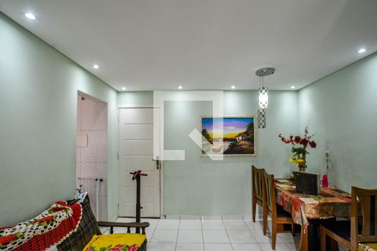 Sala de apartamento à venda com 2 quartos, 42m² em Jardim Cristiane, Santo André