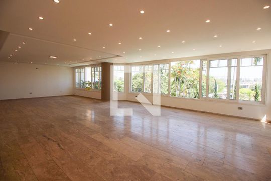Sala 1 de casa para alugar com 5 quartos, 1200m² em Jardim Leonor, São Paulo