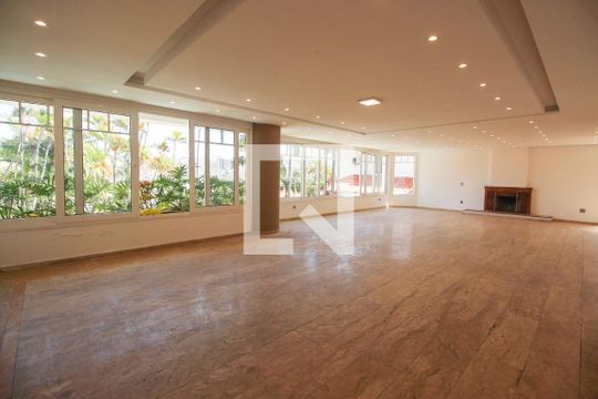 Sala 1 de casa para alugar com 5 quartos, 1200m² em Jardim Leonor, São Paulo