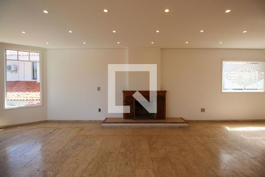 Sala 1 de casa para alugar com 5 quartos, 1200m² em Jardim Leonor, São Paulo