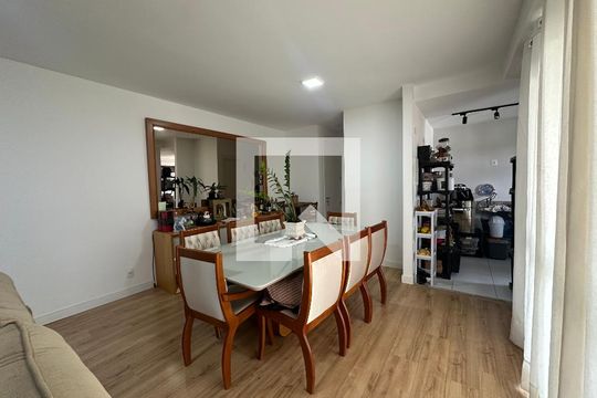 Sala de apartamento para alugar com 3 quartos, 120m² em Empresarial 18 do Forte, Barueri