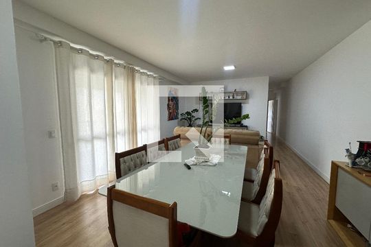 Sala de apartamento para alugar com 3 quartos, 120m² em Empresarial 18 do Forte, Barueri