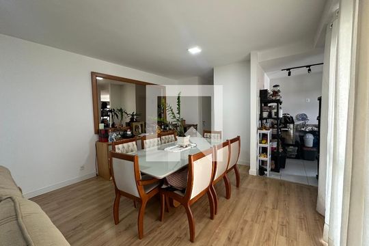 Sala de apartamento para alugar com 3 quartos, 120m² em Empresarial 18 do Forte, Barueri