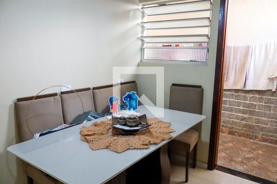 Cozinha de casa à venda com 3 quartos, 125m² em Santa Maria, Osasco